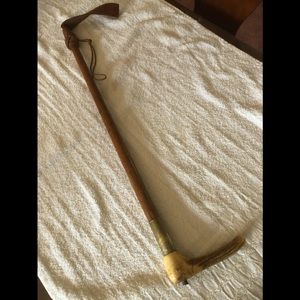 Vintage Riding Crop. Horn handle, cane shaft, leather strop.